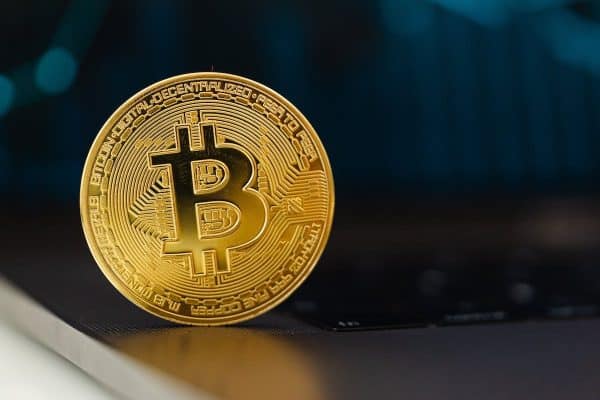 Les crypto-monnaies vs les monnaies traditionnelles : quelles sont les principales divergences ?