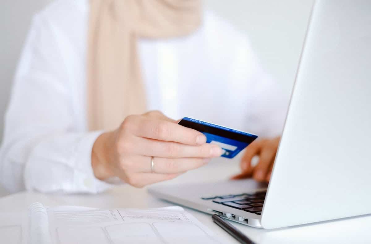 Optimiser son budget personnel grâce aux services bancaires en ligne : les clés de la gestion efficace