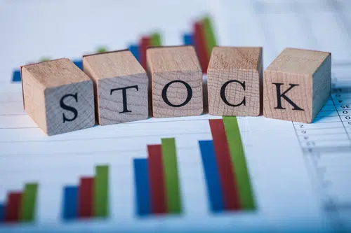 Quels sont les différents types d’actions selon leur comportement boursier ?